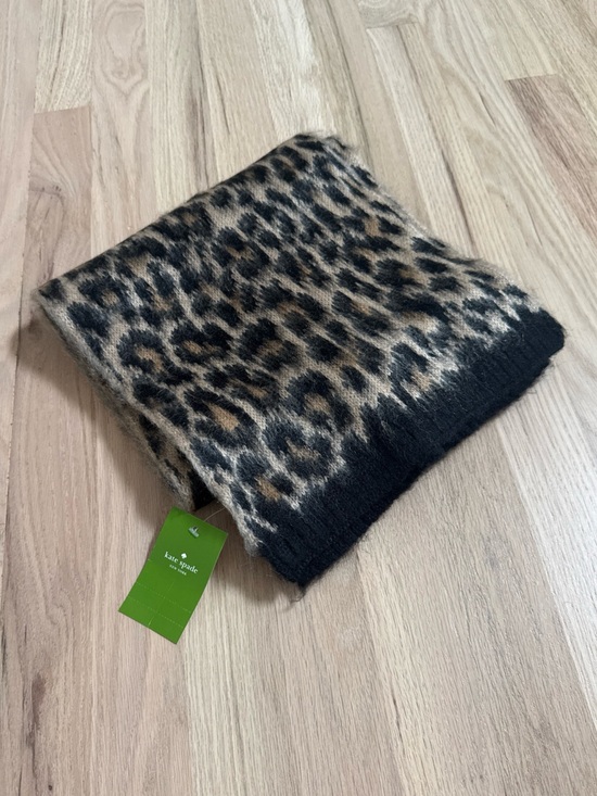 kate spade Accessories - KATE SPADE New York Acrylic Knit Leopard Scarf NWT Super Soft XL Winter